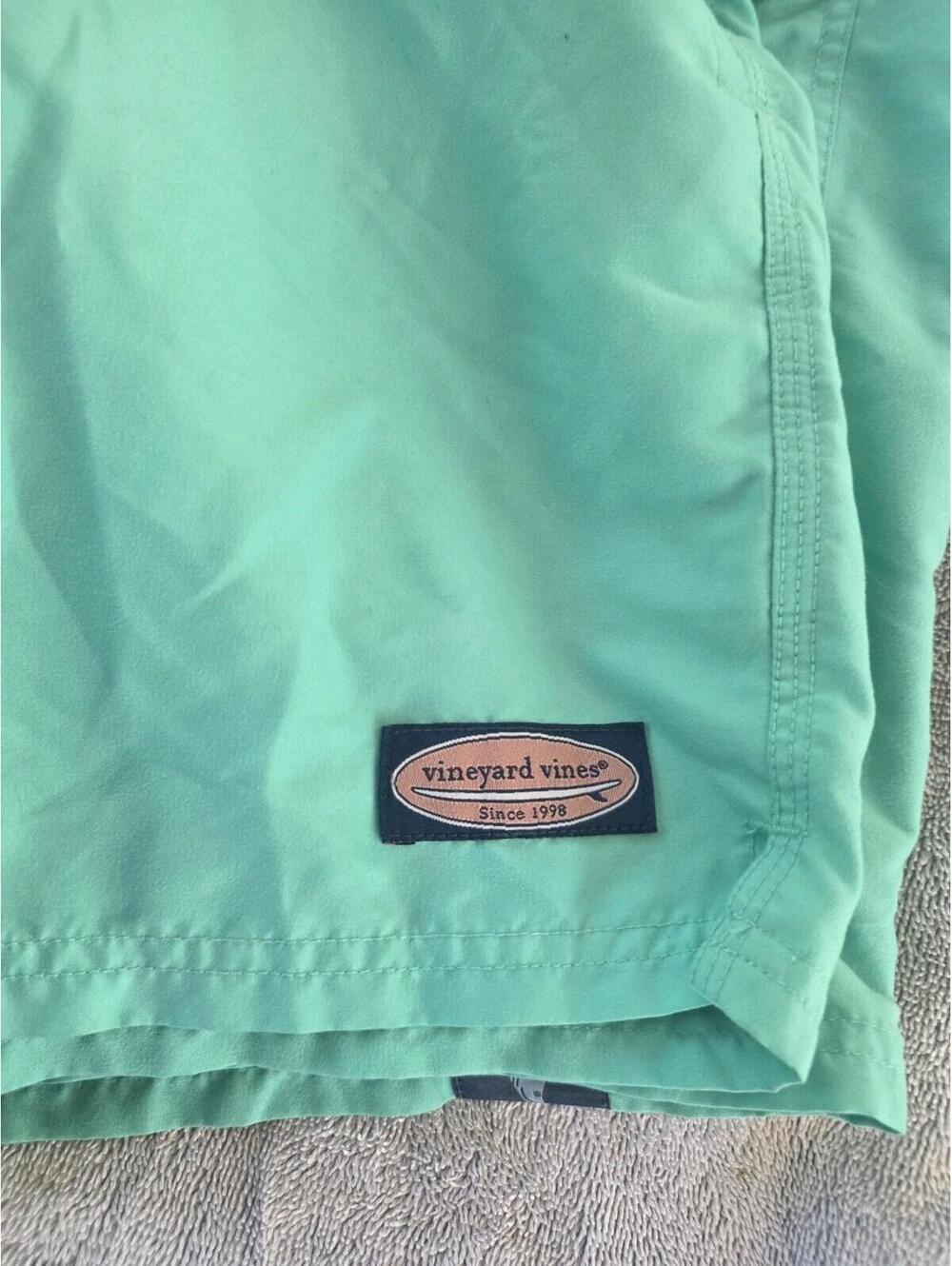 Vineyard Vines Shorts Swim Trunks Swimwear  Summer Shorts Men's small [COPY] - Picture 4 of 4